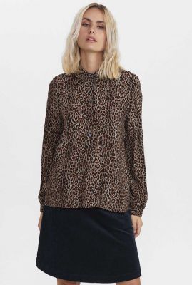 bruine blouse met luipaard print nudelsia leo print shirt 700868