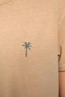 beige t-shirt met geborduurde palm lisa palm tree 131791