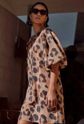 lichtbruine mini jurk met panterprint arya cheeta dress