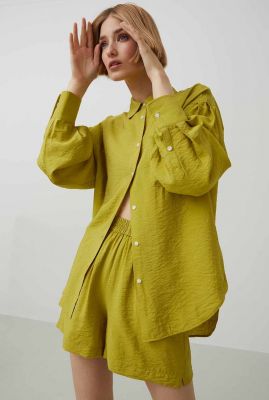mosterd kleurige blouse met ballon mouwen bl dawn golden green