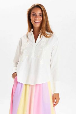 witte blouse met geborduurde bloemen nurosemary shirt 703022