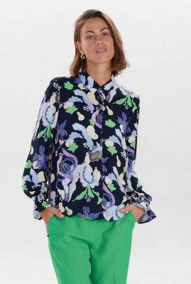 donkere blouse met bloemenprint nueamaja button shirt 702744