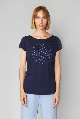 Navy t-shirt dandelion breeze