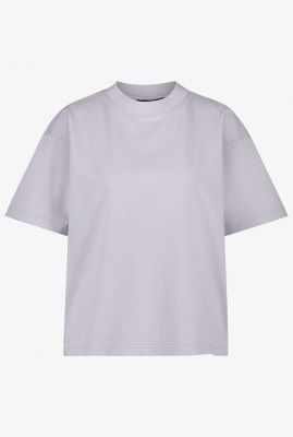 kort lila t-shirt met rib hals ravenelle t-shirt lilac grey