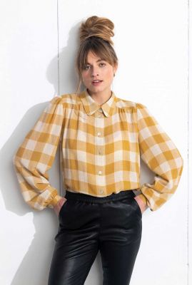 beige geruite blouse met pofmouwen talia blouse T207-1126