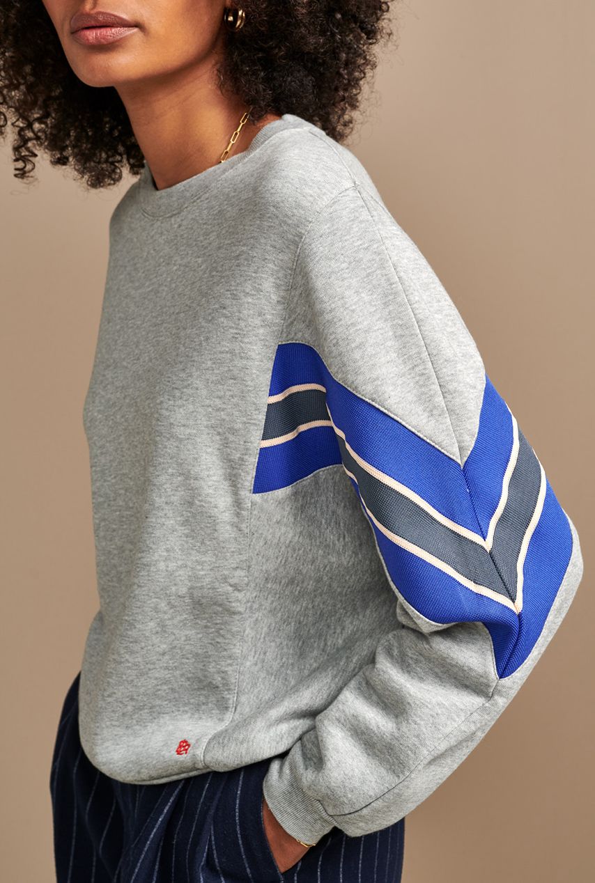 Betreffende pastel Beschietingen licht grijze sweater met gekleurde strepen details feati t1430