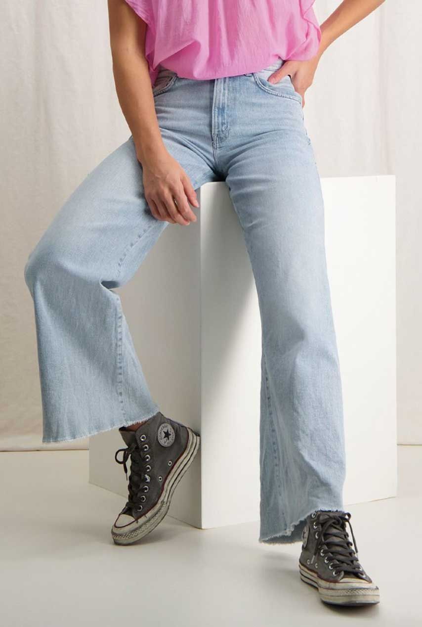 spiegel Brochure bunker lichte denim wide leg jeans met high waist marlow S23.32.3163