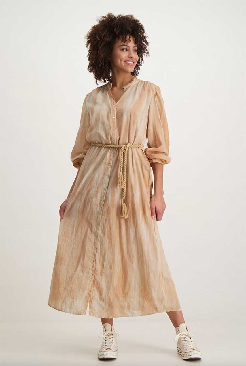 steenkool rechter hengel oranje tie-dye maxi jurk met ceintuur gwen dress s23.102.1885