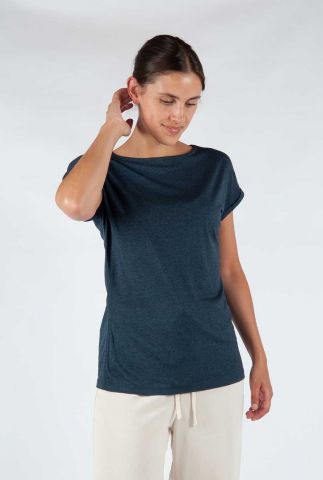 donker blauwe top met korte mouwen en ronde hals woolcel t-shirt