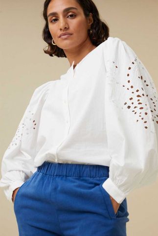 witte blouse met broderie details rikki embroidery blouse