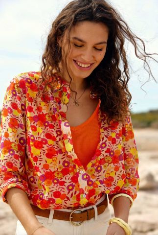 luchtige oranje blouse met bloemenprint cosmos poppy